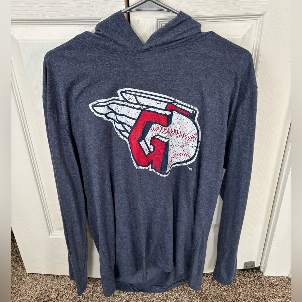 Cleveland Guardians gear - 2 hoodies and 1 t shirt: men’s large